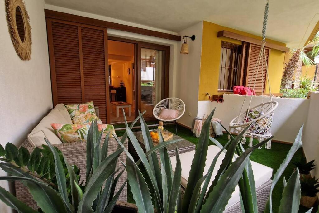 Olivia Sunny 2 Bedroom Apartament Punta Prima Torrevieja Extérieur photo