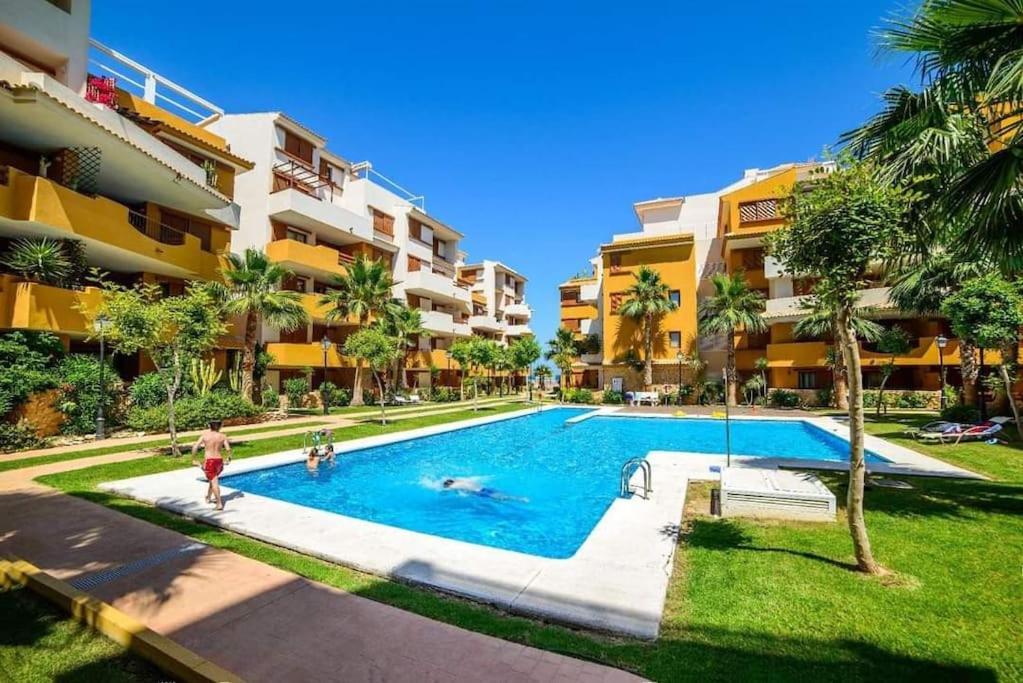 Olivia Sunny 2 Bedroom Apartament Punta Prima Torrevieja Extérieur photo